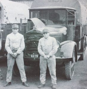 Frédy Baumann et André Nordmann à l'école de sous-officiers à Thoune en 1936